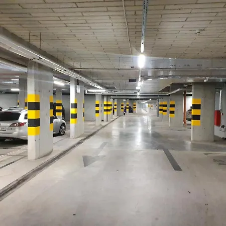 Apartment Ceglana Park -parking W Hali Garazowej- Piekne Nowe Osiedle Katowice