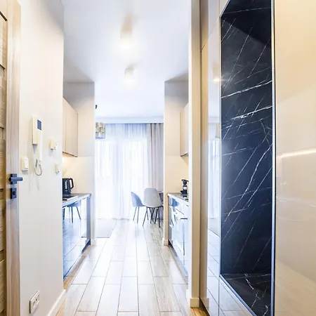 Apartment Ceglana Park -parking W Hali Garazowej- Piekne Nowe Osiedle *