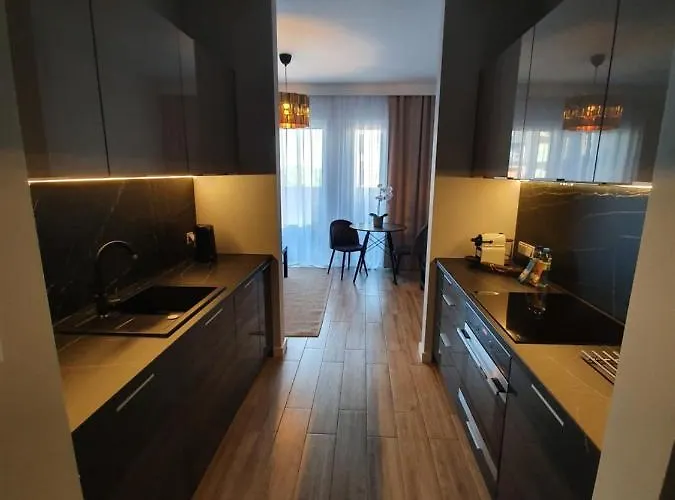 Ceglana Park -parking W Hali Garazowej- Piekne Nowe Osiedle Katowice