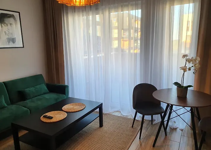 Ceglana Park -parking W Hali Garazowej- Piekne Nowe Osiedle *