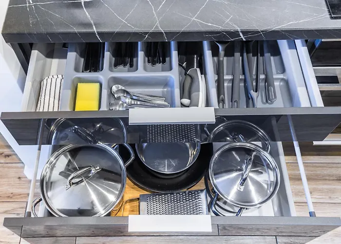 Ceglana Park -parking W Hali Garazowej- Piekne Nowe Osiedle דירה קטוביץ